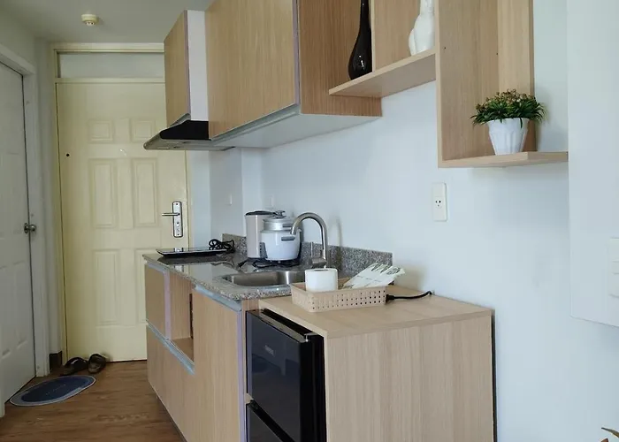 Apartment Cozy Unit At Amani Grand Near Cebu Airport Lapu-Lapu City