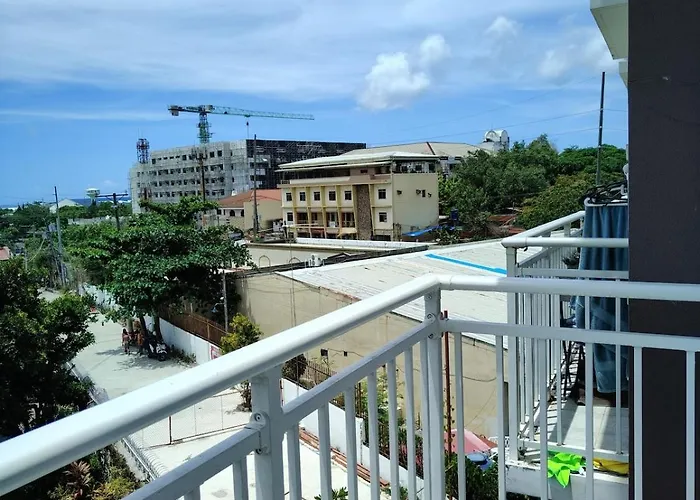 Apartment Cozy Unit At Amani Grand Near Cebu Airport *